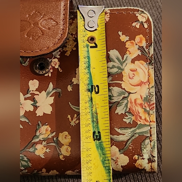 Patricia Nash Wallet - Picture 11 of 11